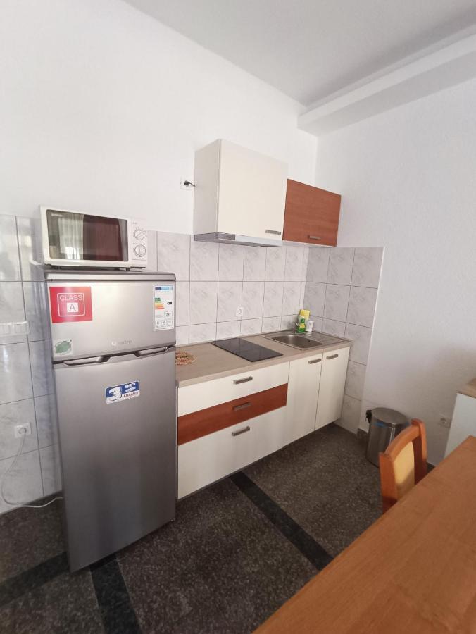 Apartmani Centar 斯塔利格拉德-帕克利尼卡 外观 照片